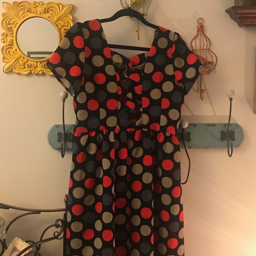 Dress - Picture 2 of 2